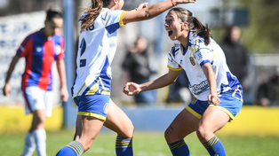 Central logró en el fútbol femenino su primer éxito en el segundo torneo del año.