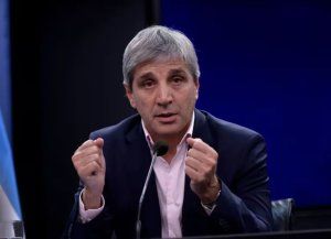 Luis Caputo: A partir del lunes no se van a imprimir más pesos en Argentina