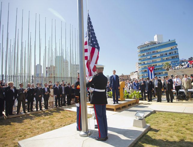 Estamos convencidos de que lo mejor para servir al pueblo cubano sería una auténtica democracia