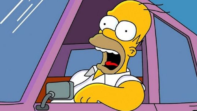 ¿Qué modelo de auto maneja Homero Simpson?