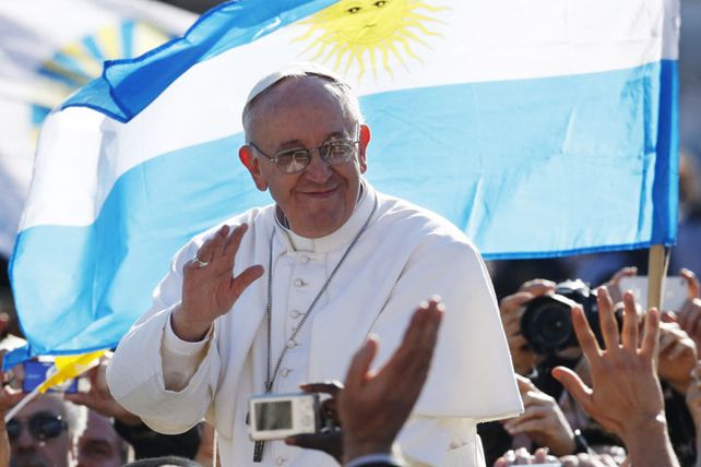 No dejemos que los signos de destrucción y muerte acompañen el camino de este mundo nuestro