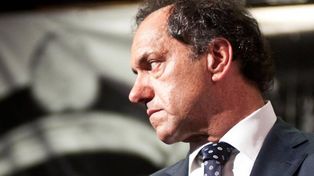 Scioli regresa de urgencia desde Italia debido a las inundaciones en Buenos Aires