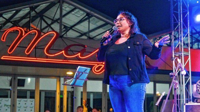4 Empanadas Stand Up Club presenta Qué Varieté Teté