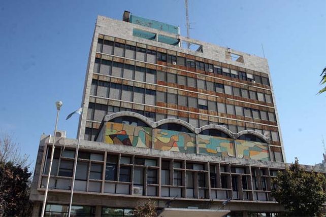 Remodelarán el edificio del correo y trasladarán dependencias nacionales