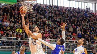 El santafesino Tayavek Gallizzi integró el equipo de básquetbol que logró la medalla de oro en los Juegos Panamericanos en Santiago.