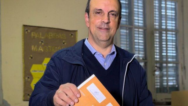 Votó José Corral: Hoy elegimos el equipo que va a gobernar los próximos cuatro años