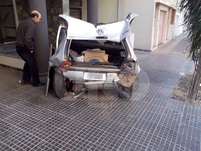 Espectacular triple choque en avenida Urquiza y Juan de Garay de Santa Fe
