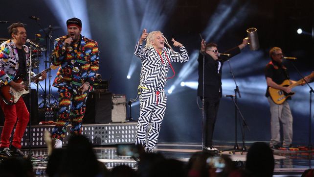 Los Cadillacs y los Decadentes armaron la fiesta en la primera noche de Viña del Mar
