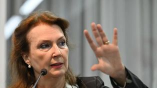 Diana Mondino repudió el “hostigamiento” a la Embajada Argentina en suelo venezolano.