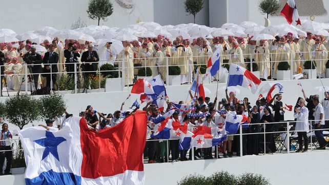 El papa Francisco se despidió de Polonia con críticas al éxito a cualquier precio