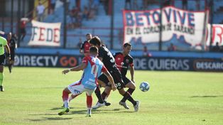 Newells arrancó el año con un punto que suma pero que demanda mejoría