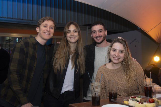 Franco Catani, Sol Casanova, Tomás Messina y Anabela Gonzalez.
