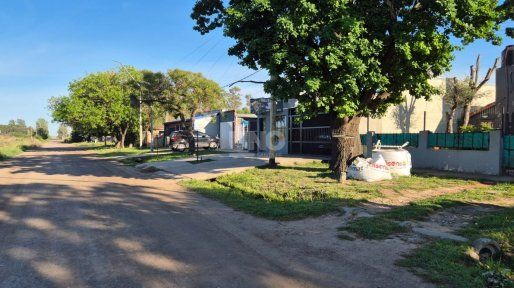 Dramático episodio en Santo Tomé: un hombre baleado rompió la puerta de una casa con un hacha para refugiarse de sus atacantes