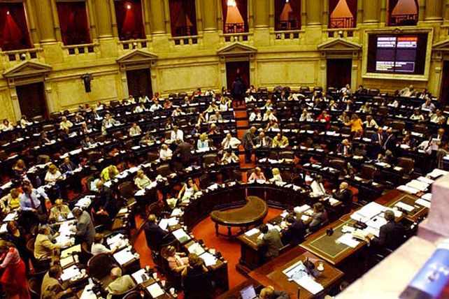 Diputados dio media sanción al proyecto sobre papel para diarios
