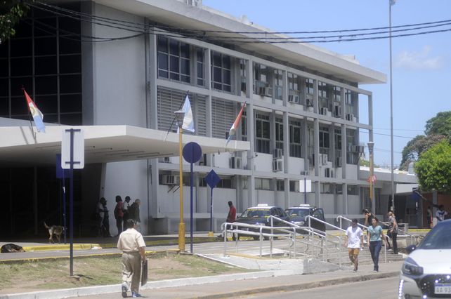 Incertidumbre por el futuro laboral de los empleados de la Terminal de Ómnibus