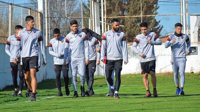 Lo sufrido en Buenos Aires potenció la unión del plantel de Patronato