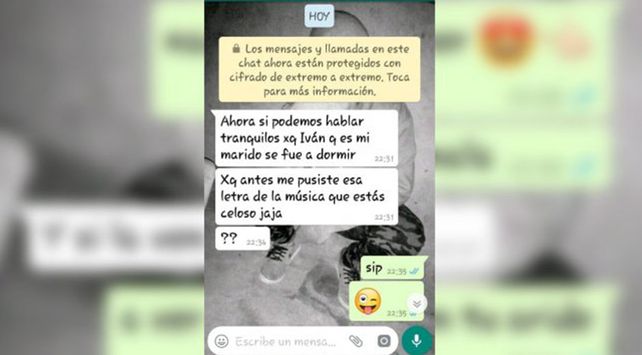Los supuestos chats de la maestra acusada de acosar a un nene