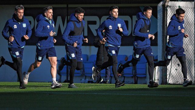 Racing Club volvió a los entrenamientos pensando en Barracas Central por la Liga Profesional.
