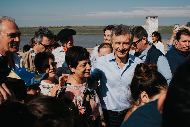 Macri escuchó a los vecinos de Puerto Ruiz.&nbsp;