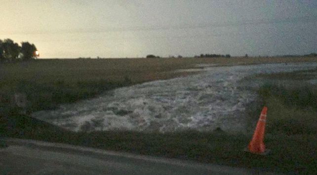 Ruta 11: restringen el tránsito en San Justo tras el desmoronamiento