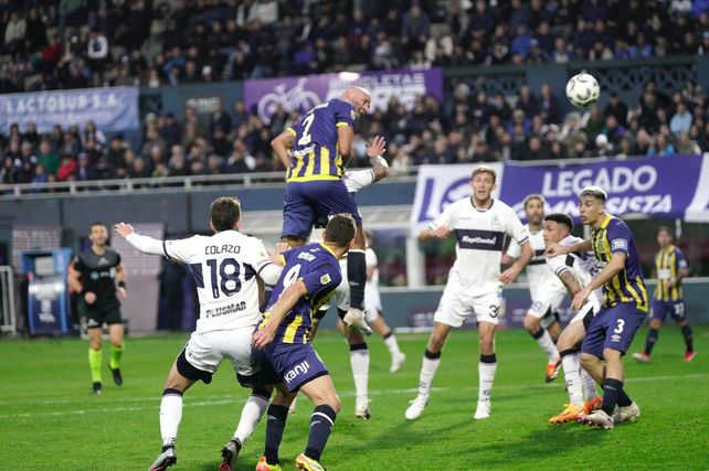 Central, en el debut de Lequi, ganó con gol de OConnor y espera aliviado a  Newells