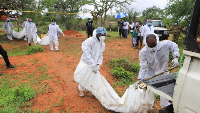 Murieron 90 personas de una secta en Kenia que promovía el ayuno extremo