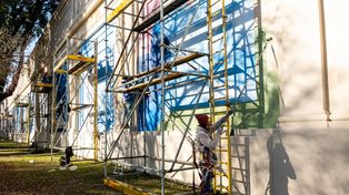 Los murales de mediana y gran escala se multiplican en toda la ciudad