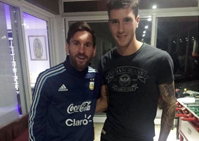 Messi vino a la ciudad, se fue a descansar y hay optimismo en que revierta su decisión de renunciar