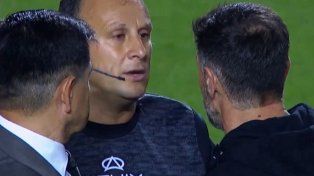 VIDEO: Kily se le plantó cara a cara a Herrera para reclamarle por la mano que no vio