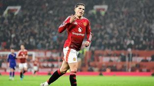 Con un gol de Garnacho