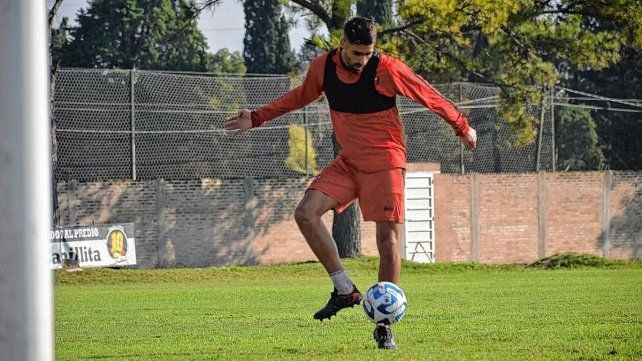 .Fabio Vázquez retornaría al mediocampo de Patronato