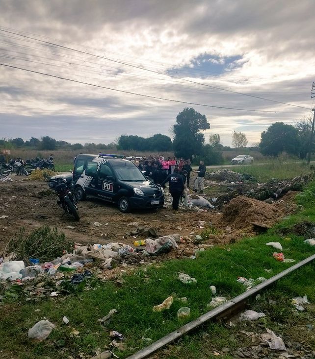 La zona rural donde fue hallado el cadáver de la mujer. (Foto: @JoseljuarezJOSE)
