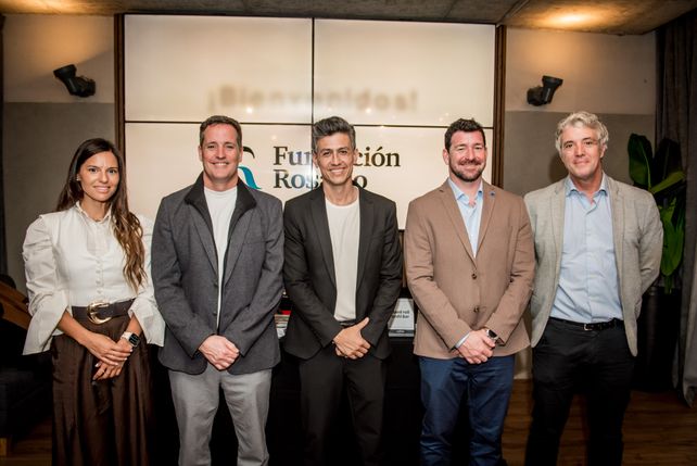 Giovana Arduino, Ignacio Imaz, Nicolás Ruggiero, Manuel Macchi y Andrés Williams