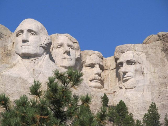 El grupo escultórico de Mte. Rushmore