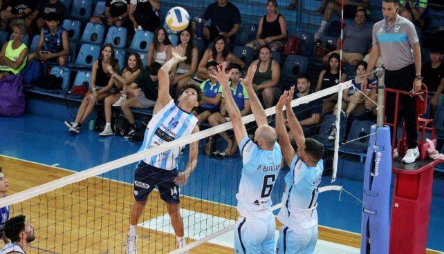 Villa Dora cayó ante Regatas de Corrientes en la capital entrerriana.