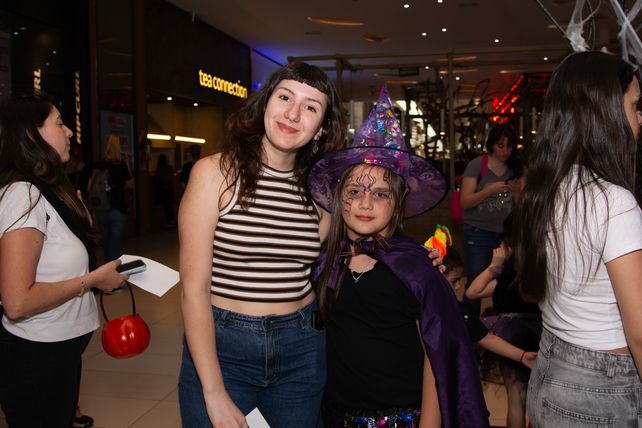 Micaela Danmuncio y Julia Pradolini