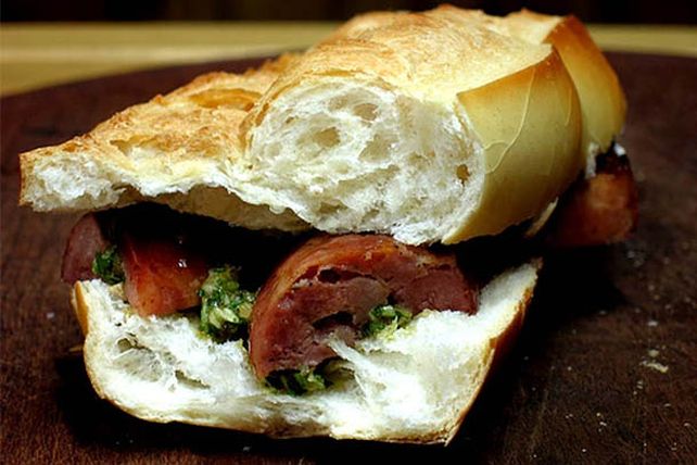 En Córdoba, sólo se pueden vender choripanes a la noche