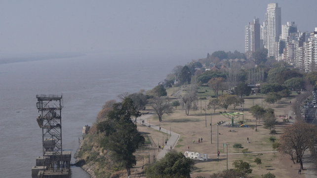 La ciudad volvió a sufrir los efectos derivados de los incendios en las islas entrerrianas.
