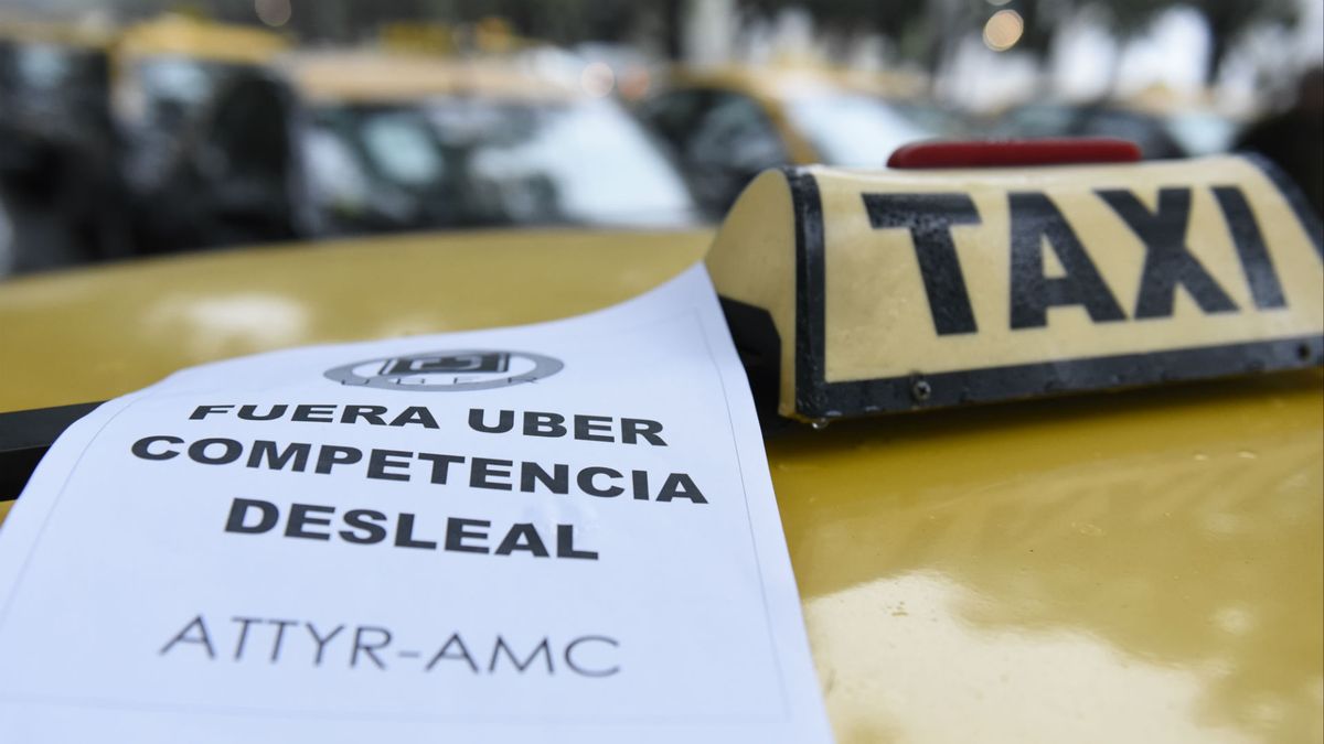 No se puede legislar para una empresa privada, dicen taxistas rosarinos,  críticos de Uber