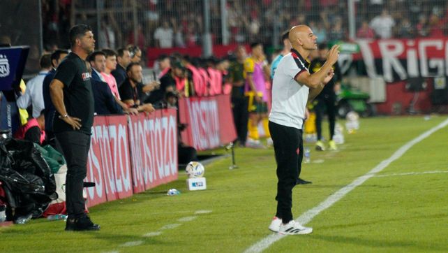 La dupla Orsi-Gómez busca encontrarle la vuelta a Newells y espera un triunfo ante Deportivo Riestra.