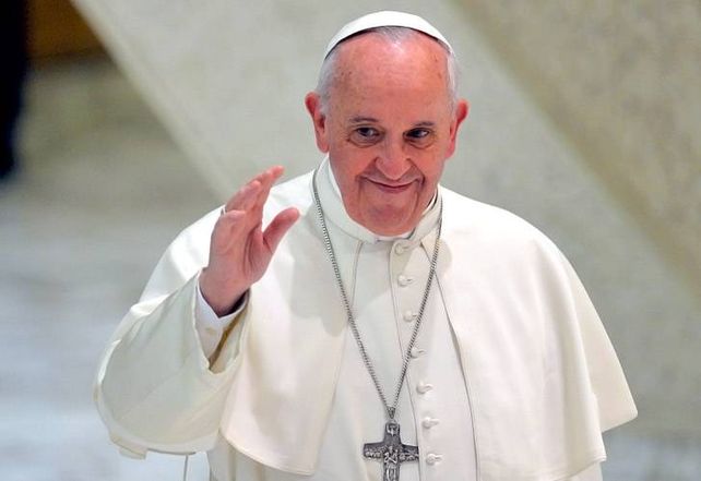 El Papa le pidió a los gobernantes no olvidar la dignidad humana
