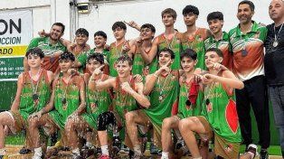 Los chicos de Concordia celebran el título alcanzado en U15.