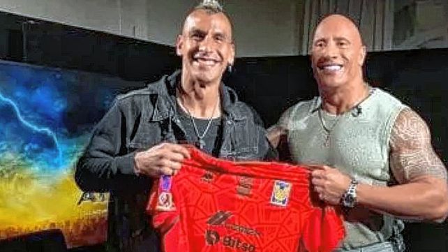 Eres el número 1; el elogio de The Rock a Nahuel Guzmán