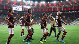 Flamengo aplastó a Gremio y definirá con River la Copa Libertadores