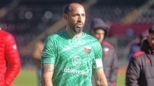 Marcos Díaz rompió el silencio y le apuntó al DT de Colón Martín Minella.