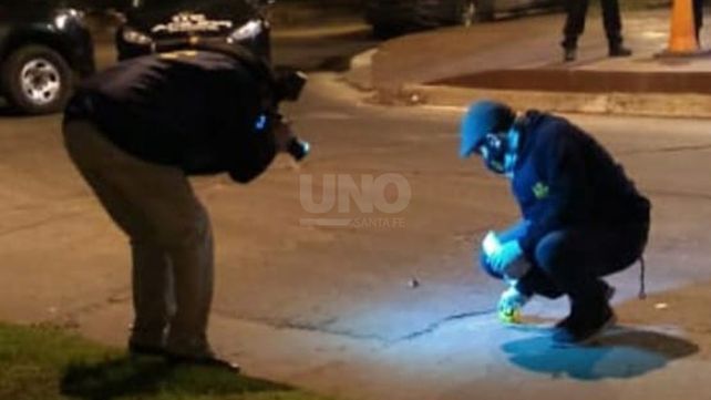 El joven recibió varias puñaladas en la espalda de una mujer