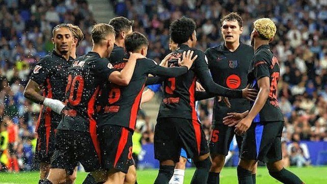 Barcelona venció al Espanyol y gritó campeón en España