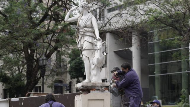 La restauración de la estatua de Diana
