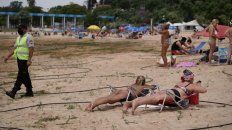 Respeto y control las dos claves del éxito de la reapertura del balneario La Florida hoy en la ciudad de Rosario. Respeto y control las dos claves del éxito de la reapertura del balneario La Florida hoy en la ciudad de Rosario.