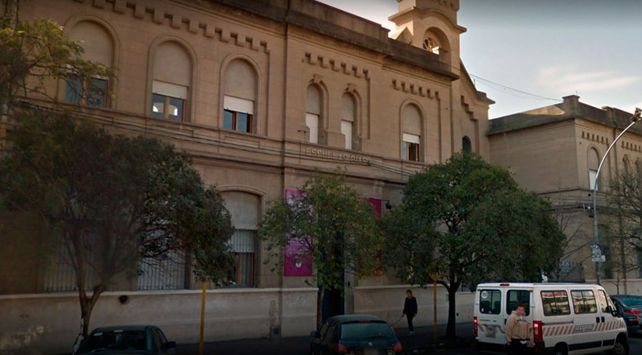 Un texto escolar justifica la violencia machista